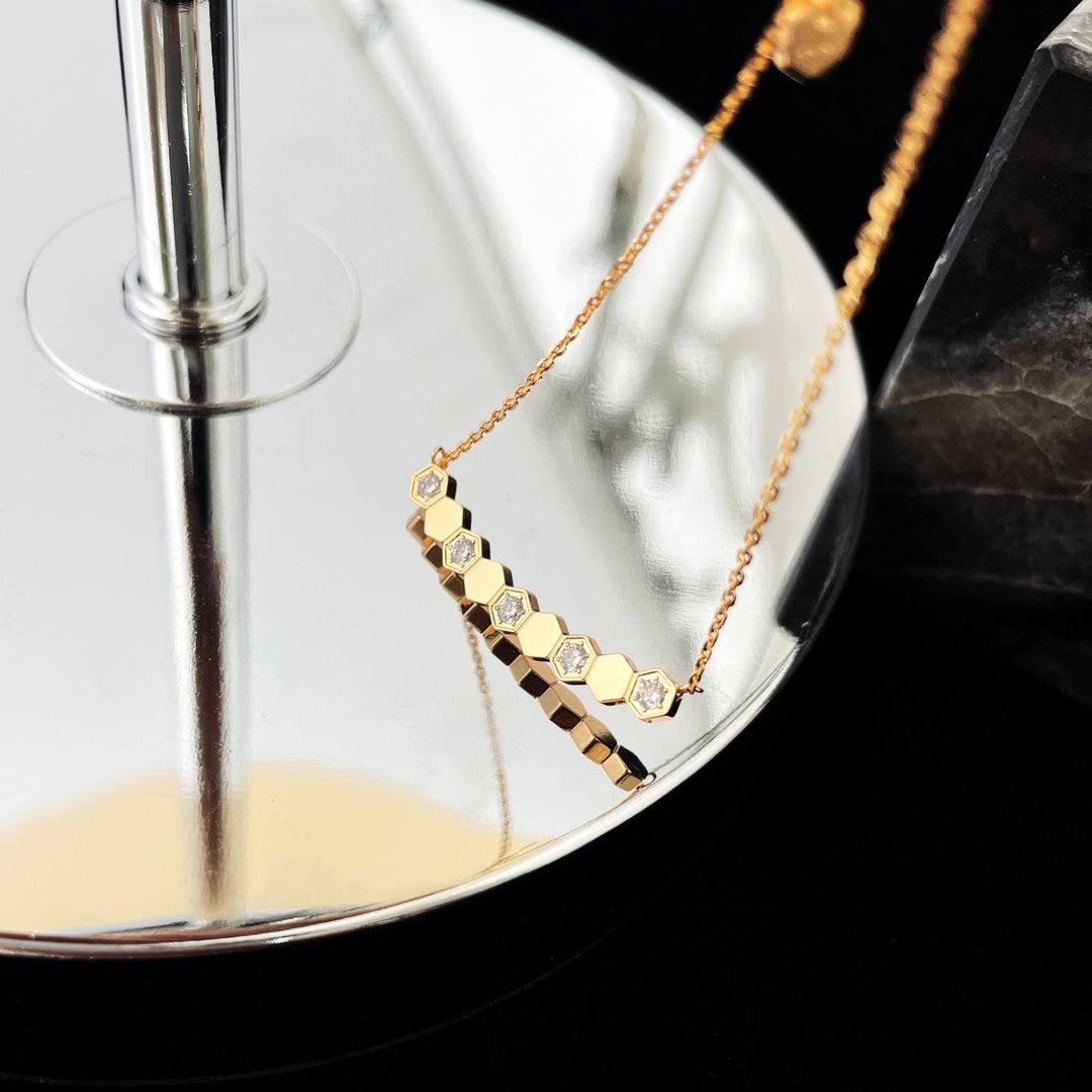 ¡®Twinkle jewelry¡¯BEE MY LOVE DIAMOND NECKLACE
