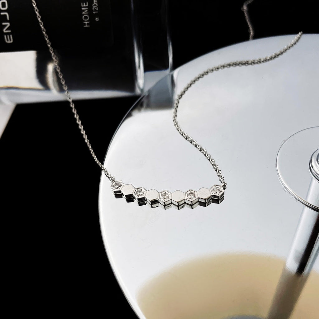 ¡®Twinkle jewelry¡¯BEE MY LOVE DIAMOND NECKLACE