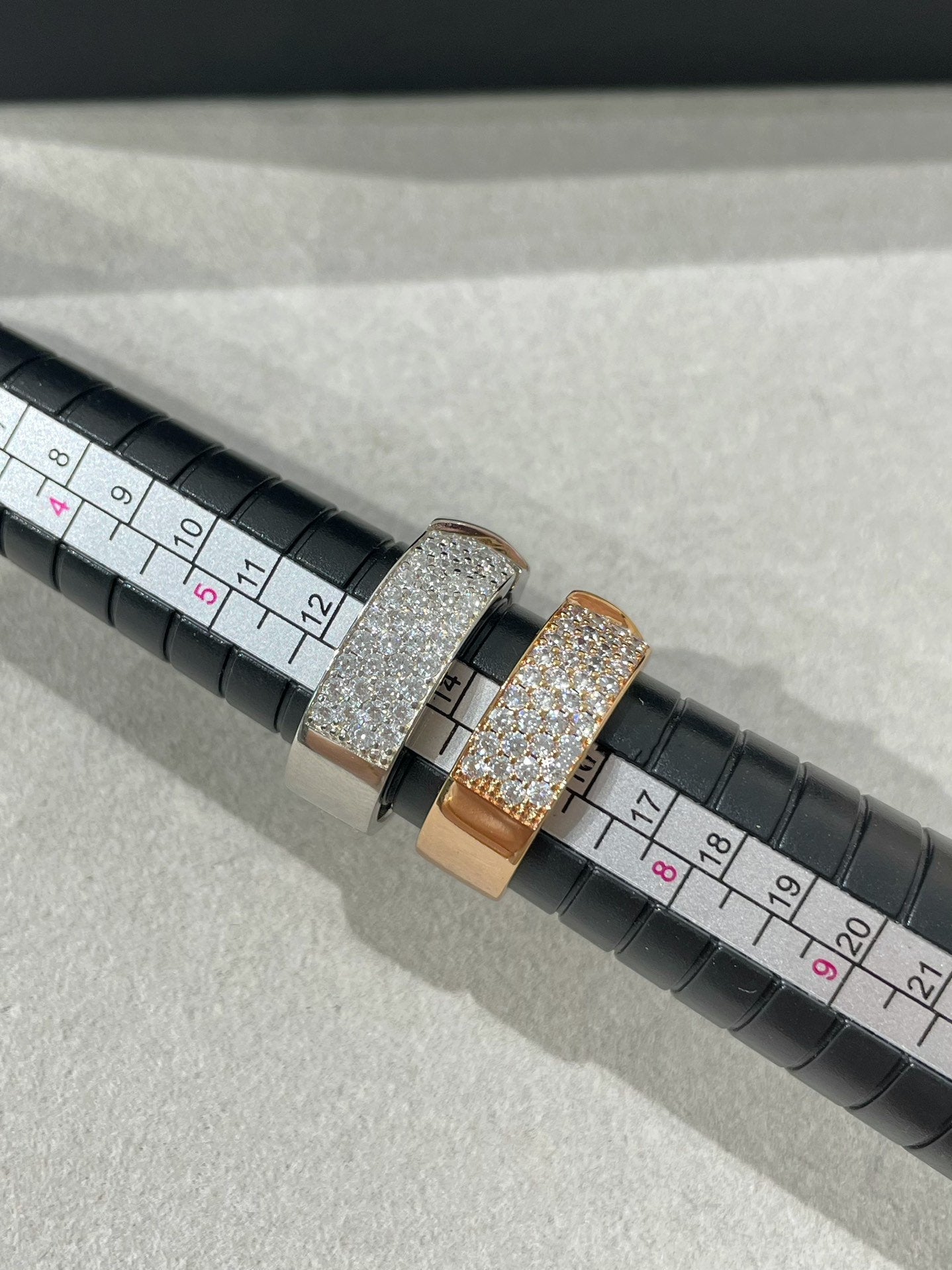 ¡®Twinkle jewelry¡¯LIENS EVIDENCE  DIAMOND PAVED RING