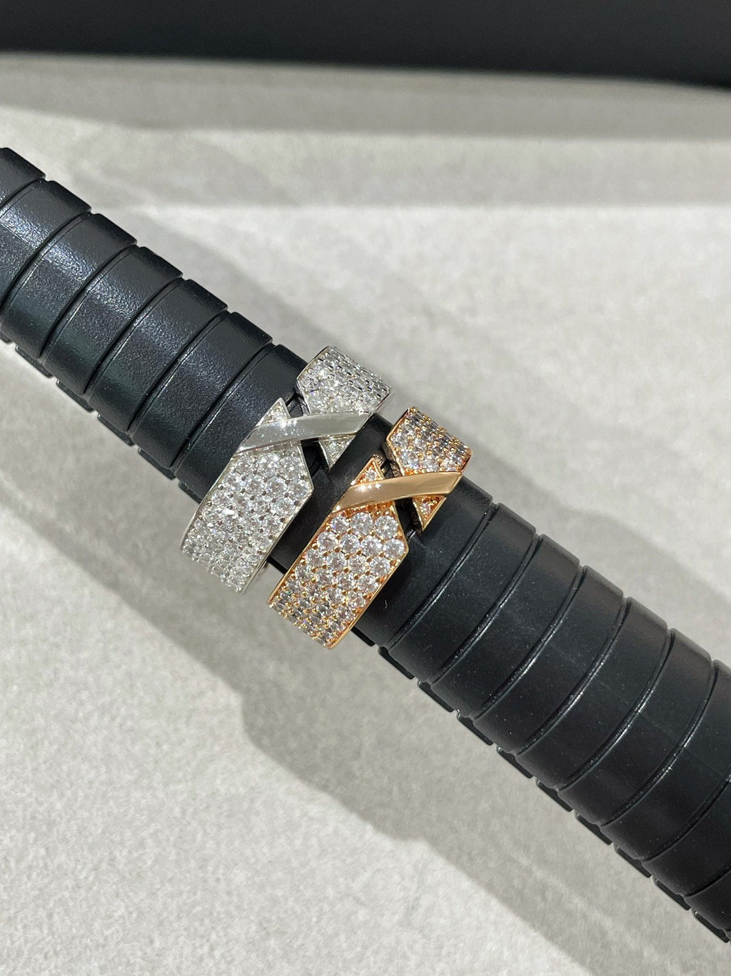 ¡®Twinkle jewelry¡¯LIENS EVIDENCE  DIAMOND PAVED RING