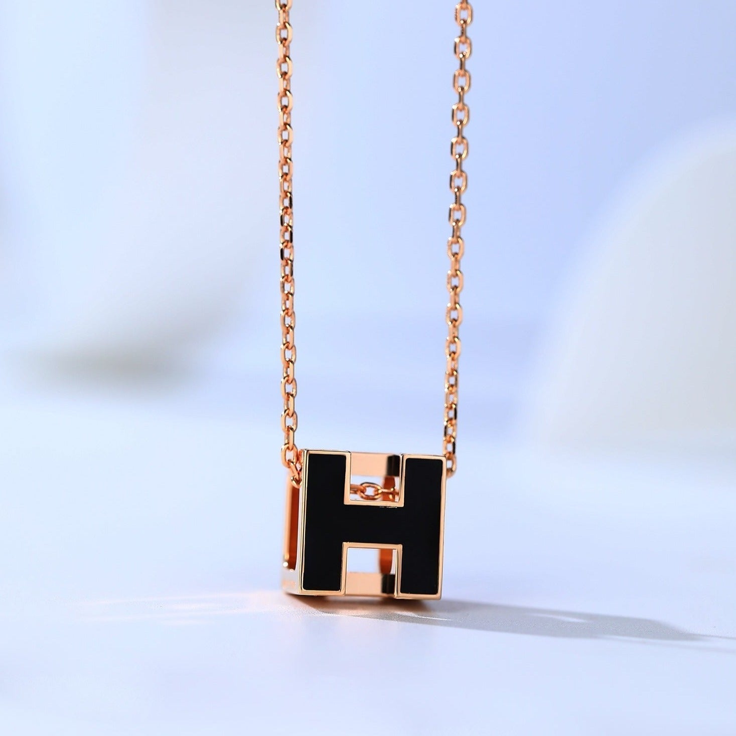 ¡®Twinkle jewelry¡¯H CAGE PINK GOLD NECKLACE