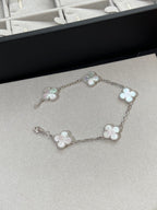 [Twinkle jewelry]New CLOVER WHITE PEARL MOP 5 MOTIF BRACELET COLLECTION
