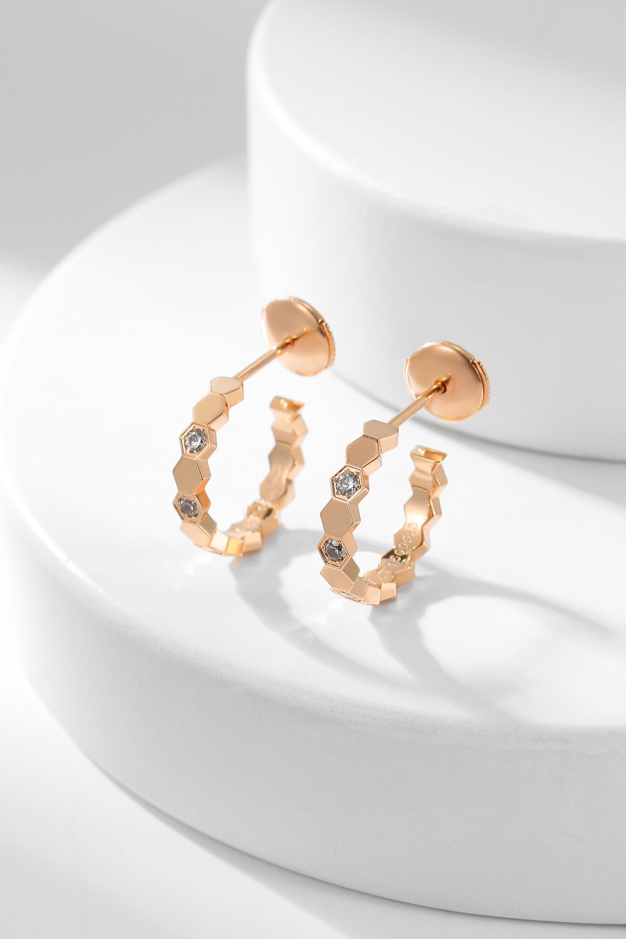 ¡®Twinkle jewelry¡¯BEE LOVE DIAMOND HOOP EARRINGS