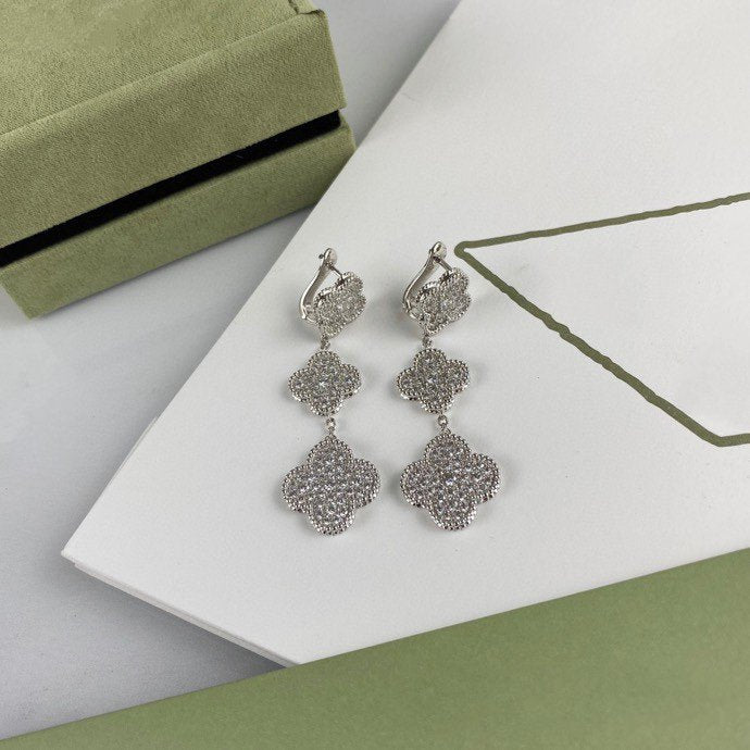 ¡®Twinkle jewelry¡¯CLOVER 3 MOTIF DIAMOND SILVER DROP EARRINGS
