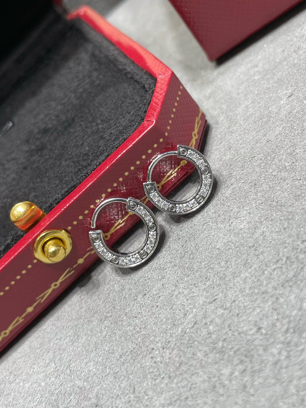 ¡®Twinkle jewelry¡¯LOVE DIAMOND EARRINGS