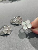 ¡®Twinkle jewelry¡¯CLOVER SILVER MOP DIAMOND RING