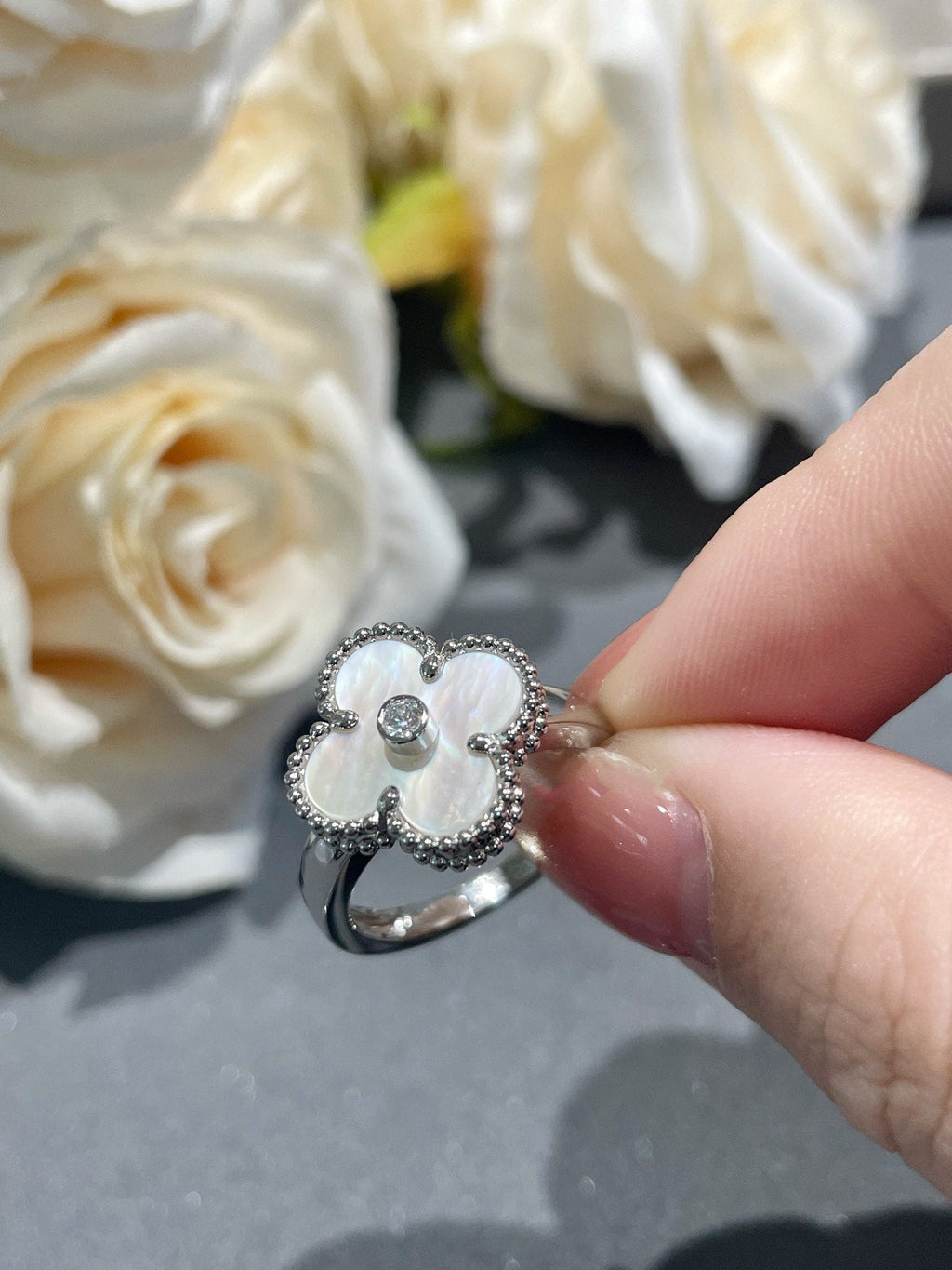 ¡®Twinkle jewelry¡¯CLOVER SILVER MOP DIAMOND RING