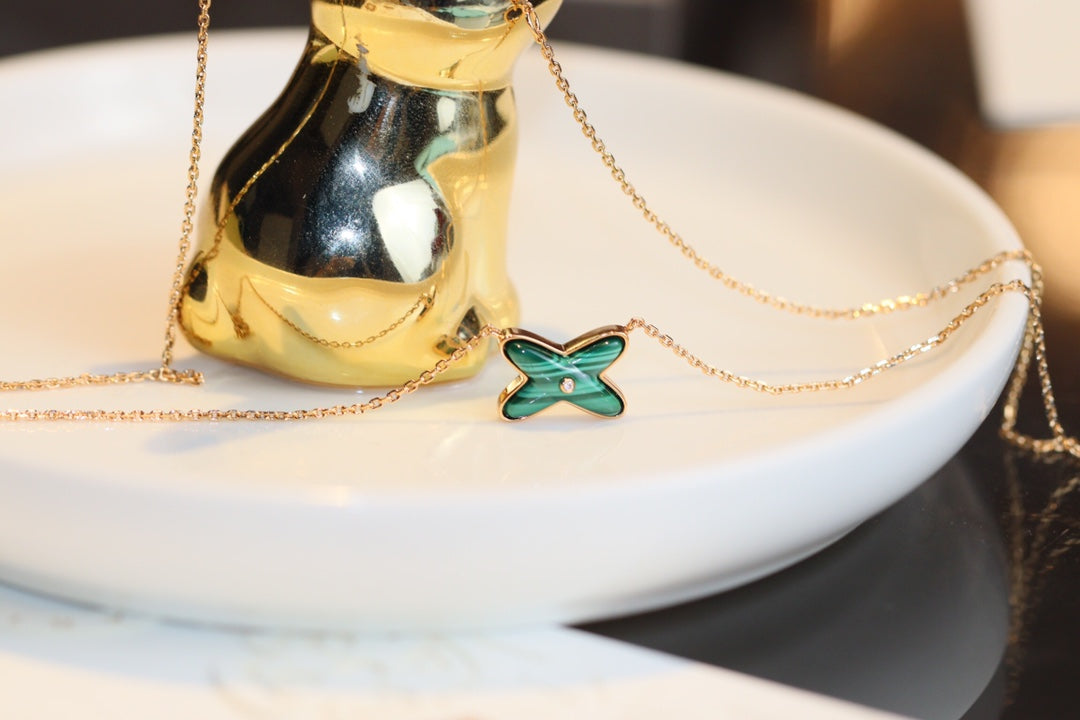 ¡®Twinkle jewelry¡¯JEUX MALACHITE 1 DIAMOND PINK GOLD NECKLACE