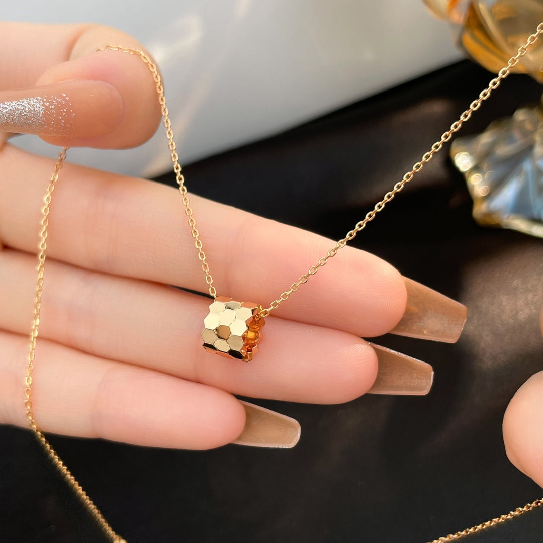 ¡®Twinkle jewelry¡¯BEE MINI NECKLACE