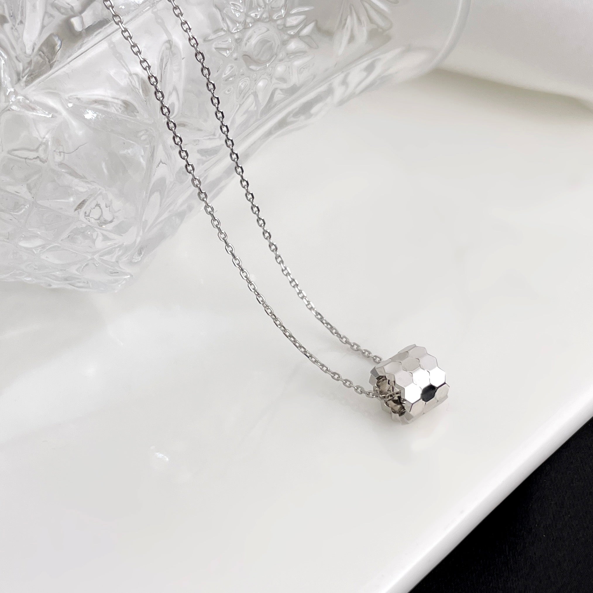 ¡®Twinkle jewelry¡¯BEE MINI NECKLACE