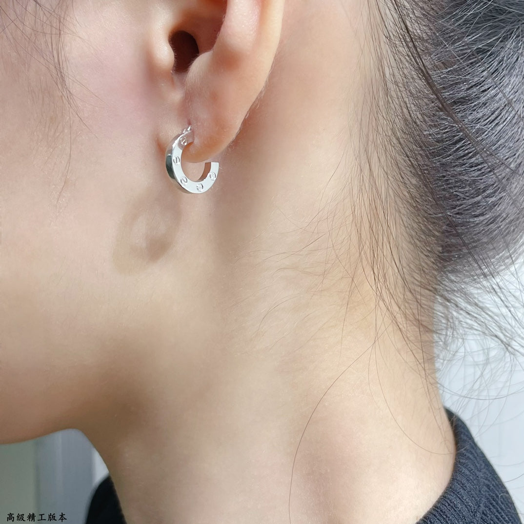 ¡®Twinkle jewelry¡¯LOVE MINI EARRINGS