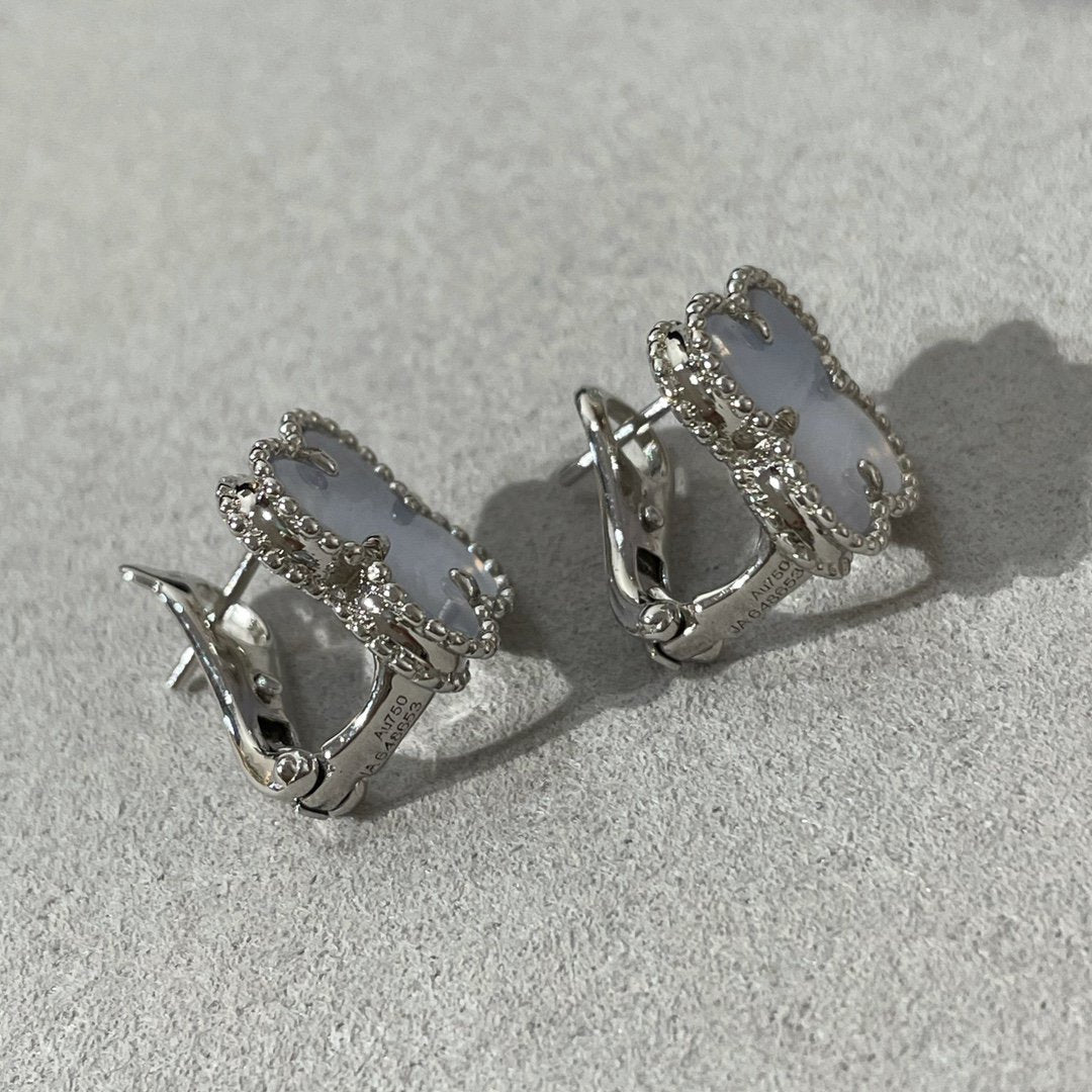 ¡®Twinkle jewelry¡¯CLOVER CHALCEDONY SILVER STUD EARRINGS