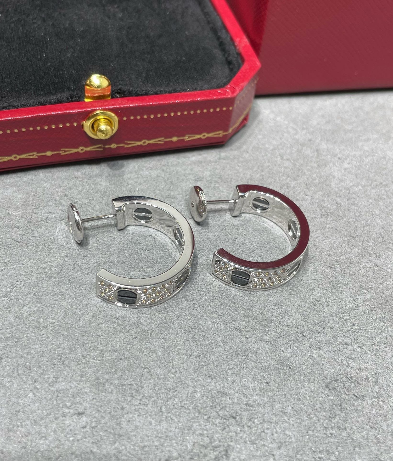 ¡®Twinkle jewelry¡¯LOVE CERAMIC DIAMOND PAVED SILVER EARRINGS