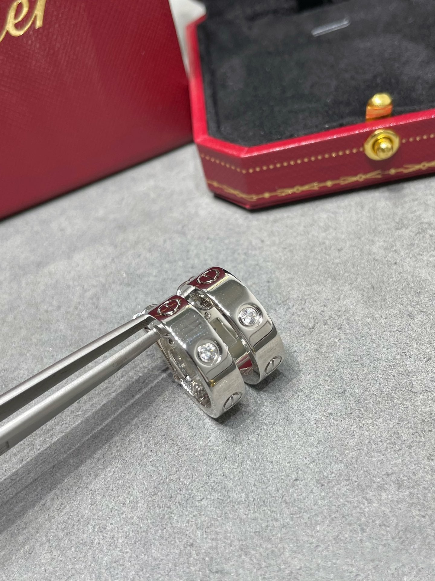 ¡®Twinkle jewelry¡¯LOVE 5.5MM 1 DIAMOND EARRINGS