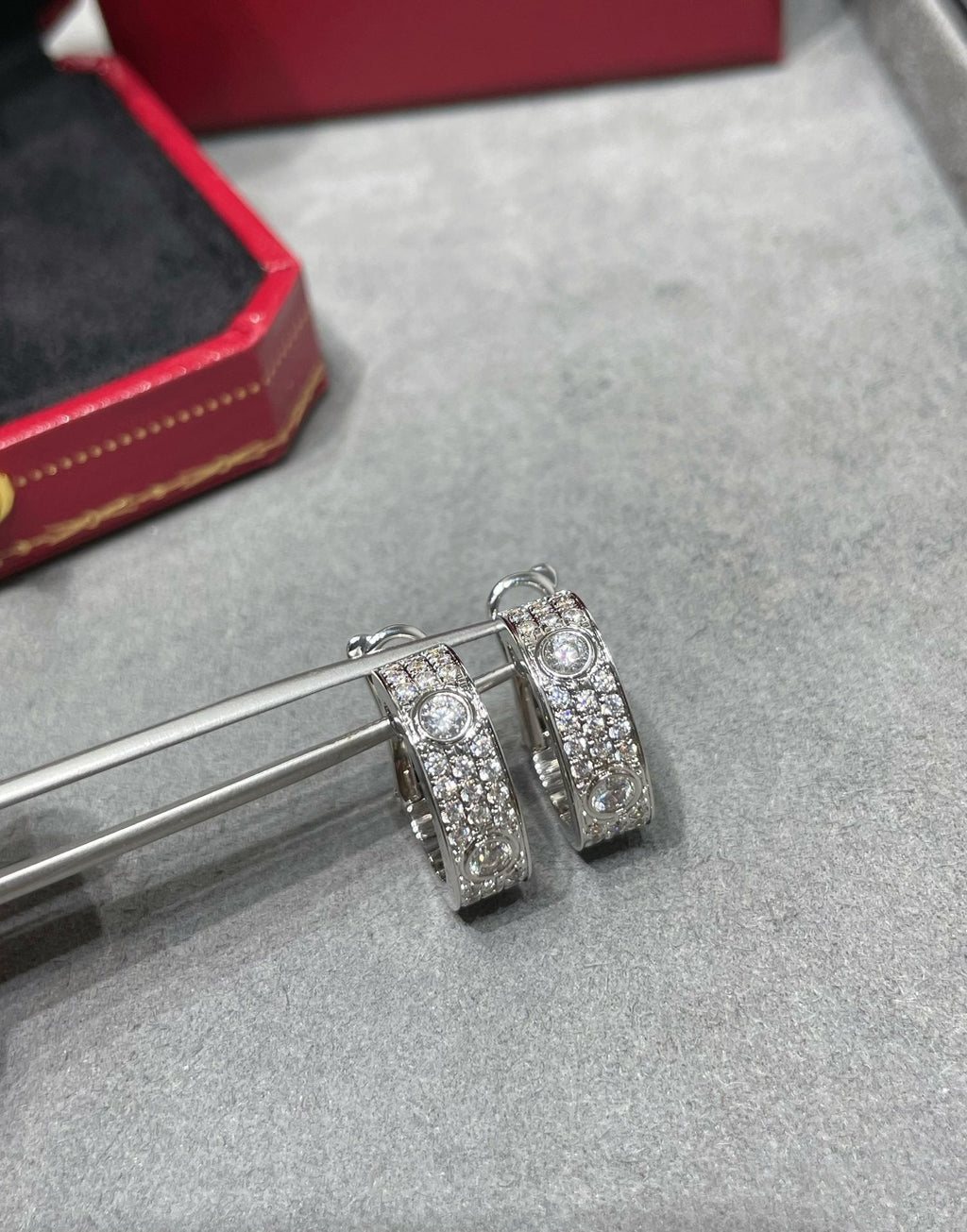¡®Twinkle jewelry¡¯LOVE 5.5MM DIAMOND PAVED EARRINGS