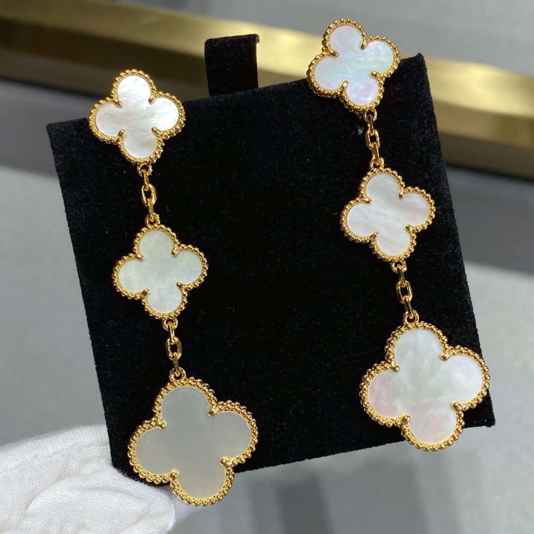 ¡®Twinkle jewelry¡¯CLOVER MOP 3 MOTIFS GOLD EARRINGS