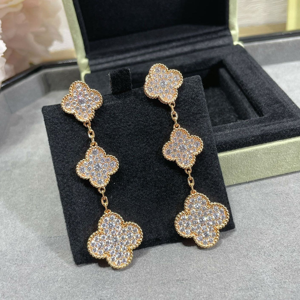 ¡®Twinkle jewelry¡¯CLOVER 3 MOTIFS DIAMOND PAVED ROSE GOLD EARRINGS