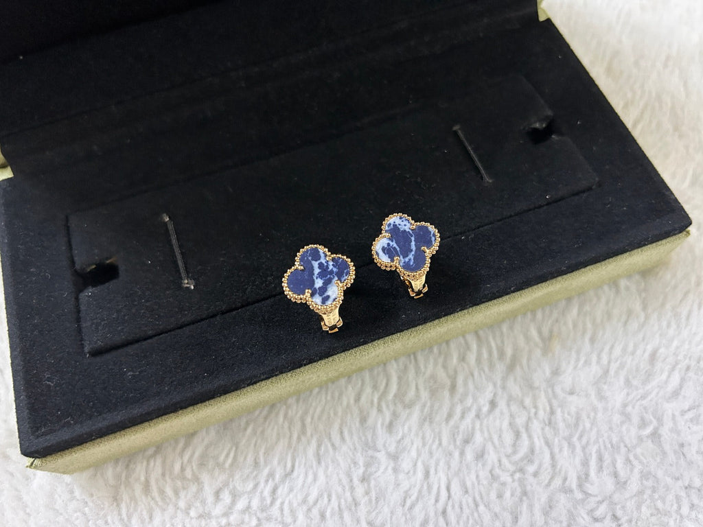 ¡®Twinkle jewelry¡¯CLOVER PIETERSITE MEDIUM STUD EARRINGS