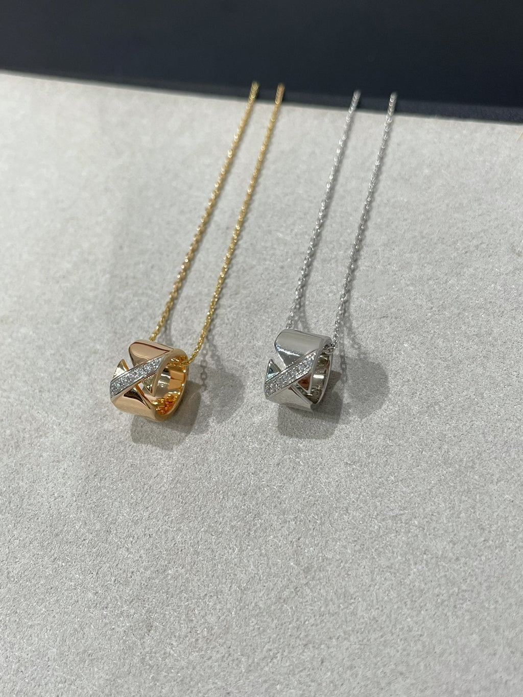 ¡®Twinkle jewelry¡¯LIENS EVIDENCE DIAMOND NECKLACE