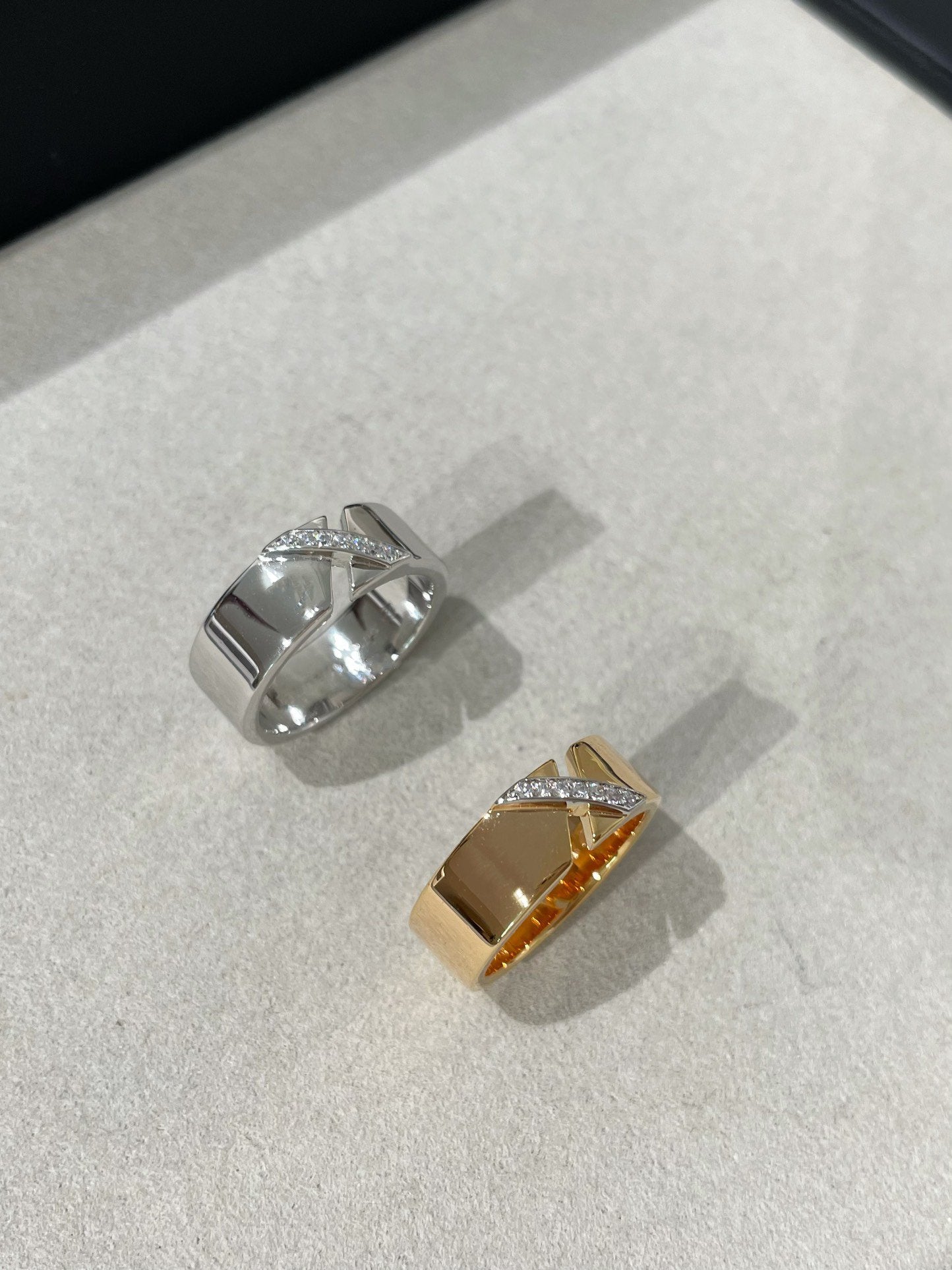 ¡®Twinkle jewelry¡¯LIENS EVIDENCE DIAOMOND RING