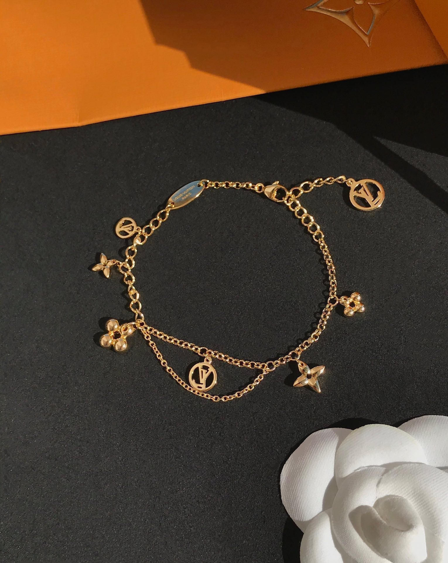 ¡®Twinkle jewelry¡¯BLOOMING PINK GOLD MOP BRACELET