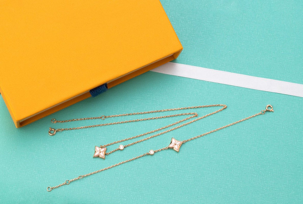 ¡®Twinkle jewelry¡¯STAR PINK MOP 1 DIAMOND PINK GOLD NECKLACE