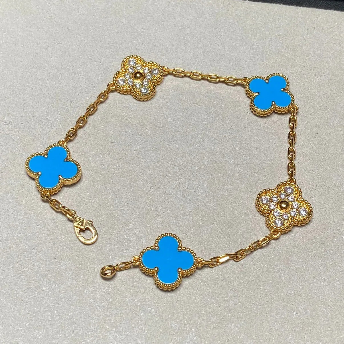 [Twinkle jewelry]New CLOVER 5 MOTIF BLUE AGATE BRACELET COLLECTION