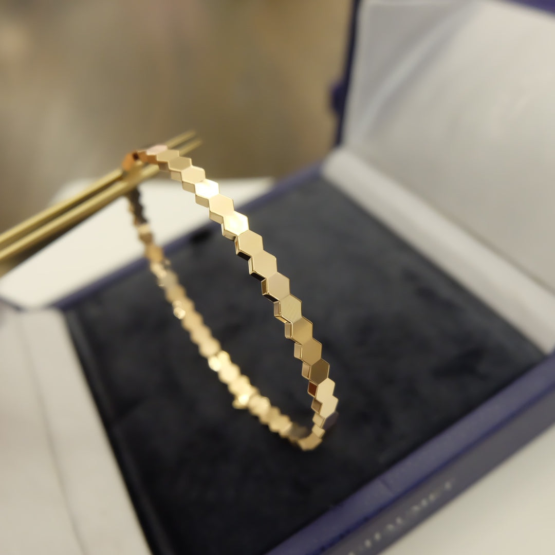 ¡®Twinkle jewelry¡¯BEE LOVE BRACELET