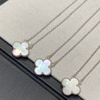 ¡®Twinkle jewelry¡¯CLOVER MEDIUM SILVER WHITE MOP NECKLACE