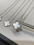 ¡®Twinkle jewelry¡¯CLOVER MEDIUM SILVER WHITE MOP NECKLACE