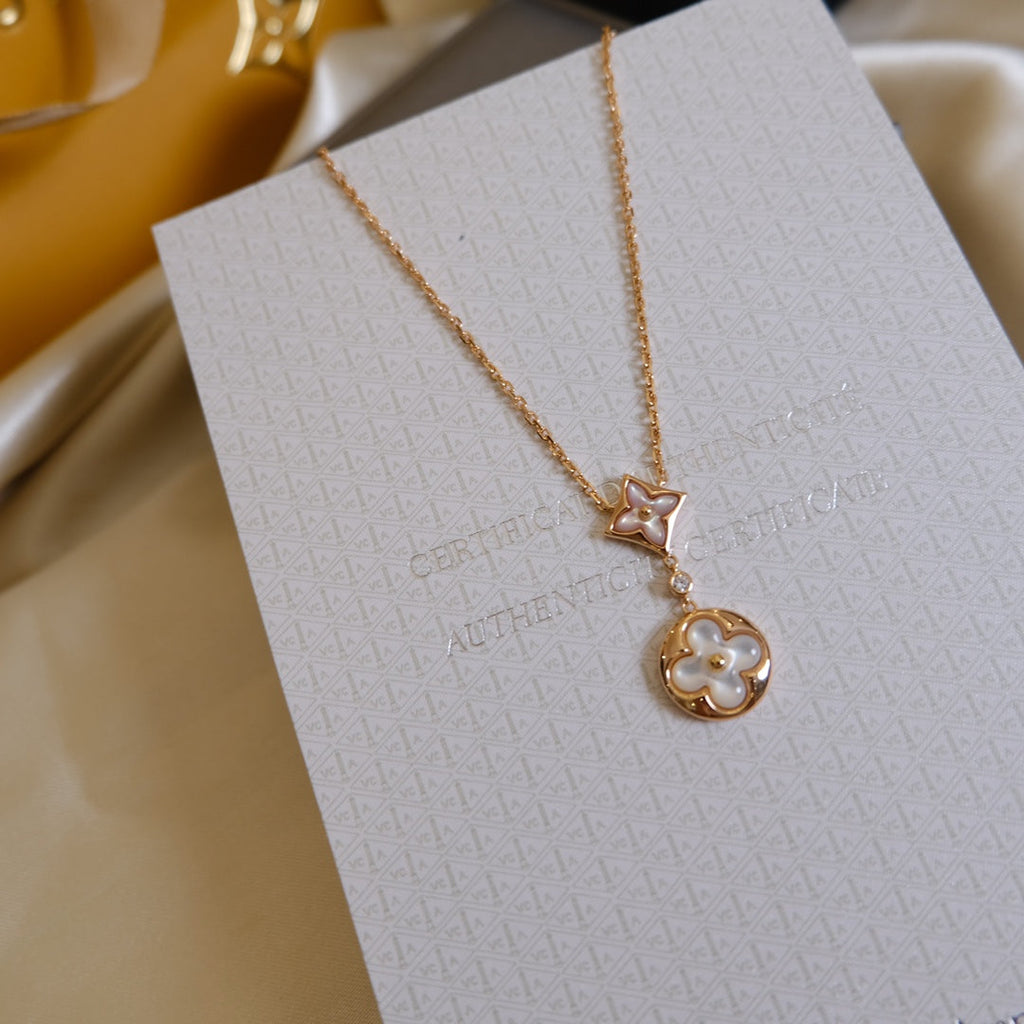 ¡®Twinkle jewelry¡¯STAR AND SUN WHITE MOP 2 MOTIF PINK GOLD NECKLACE