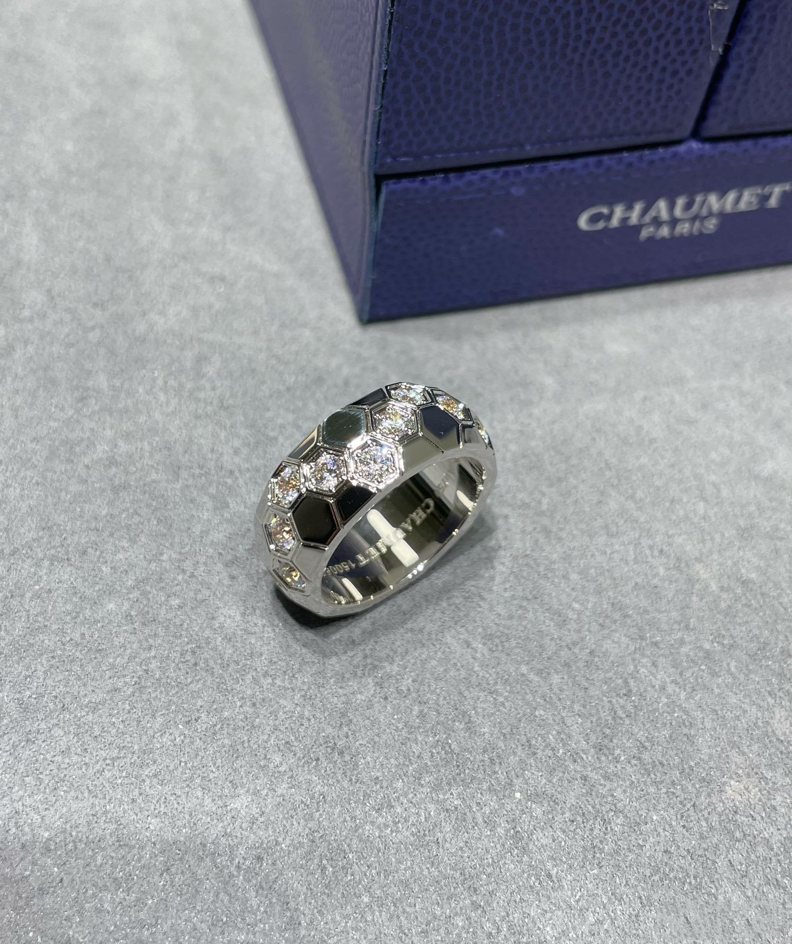 ¡®Twinkle jewelry¡¯BEE LOVE DIAMOND LARGE RING