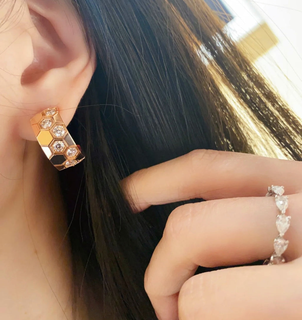 ¡®Twinkle jewelry¡¯BEE LOVE DIAMOND HOOP EARRINGS