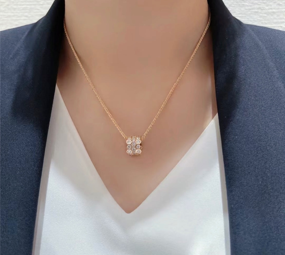 ¡®Twinkle jewelry¡¯BEE LOVE DIAMOND PAVED 3 ROW NECKLACE
