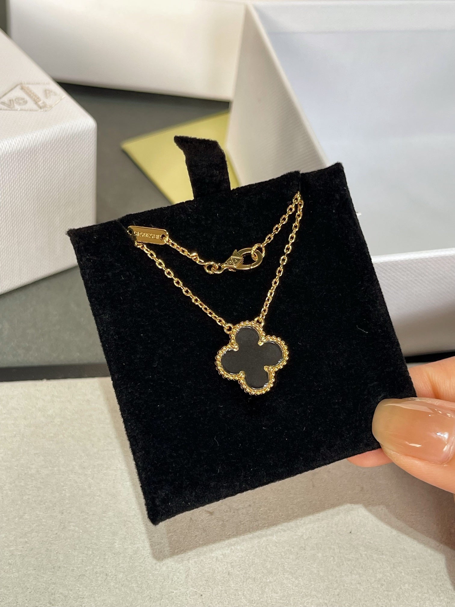 ¡®Twinkle jewelry¡¯CLOVER ROCK CRYSTAL ROSE GOLD NECKLACE