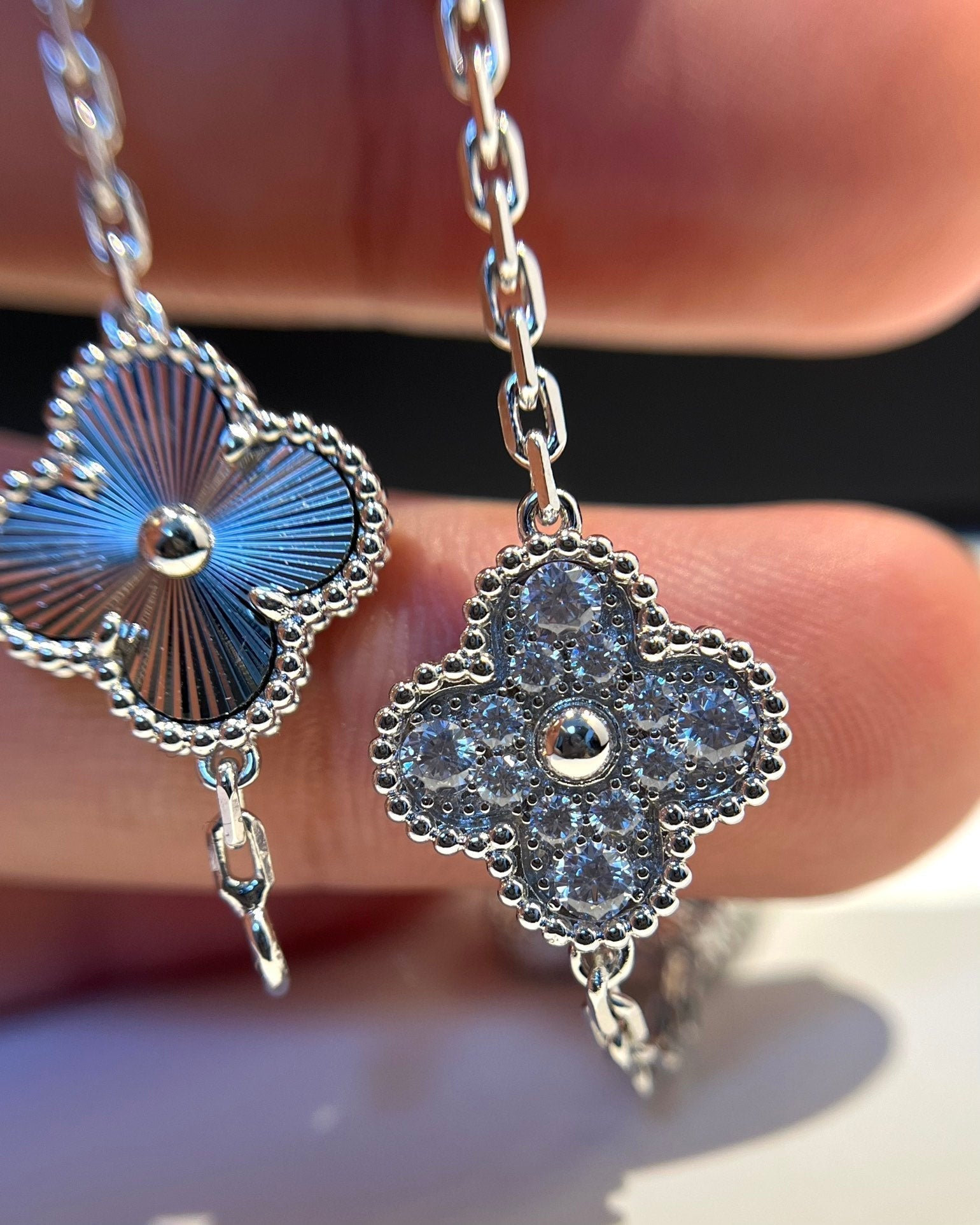 [Twinkle jewelry]New  CLOVER 5 MOTIF LASER BRACELET COLLECTION