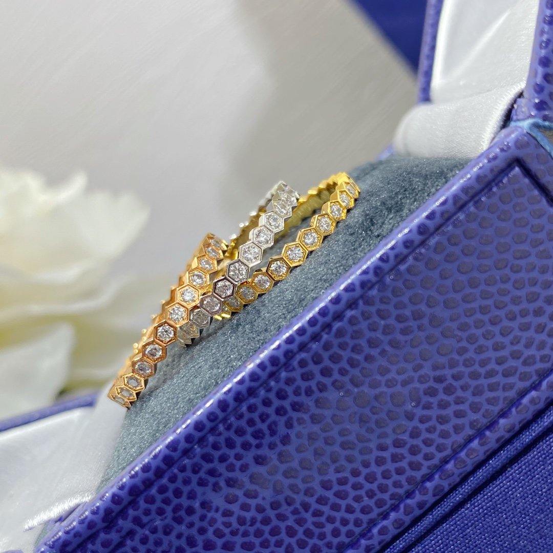 ¡®Twinkle jewelry¡¯BEE LOVE DIAMOND PAVED SMALL RING