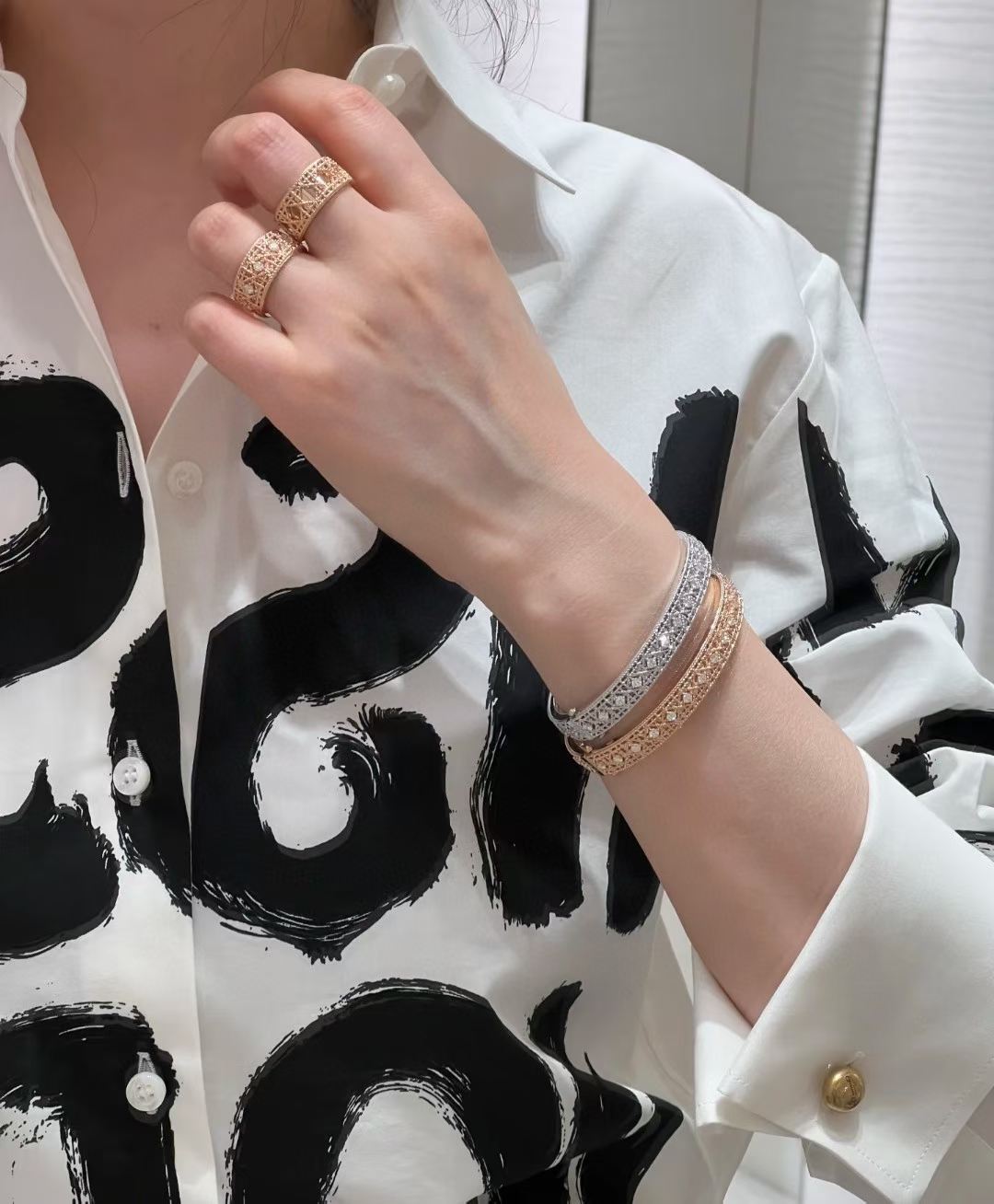 [Twinkle jewelry] 2026 WOVEN-PATTERN BRACELET SET WITH FULL DIAMOND INLAY THREE-COLORS