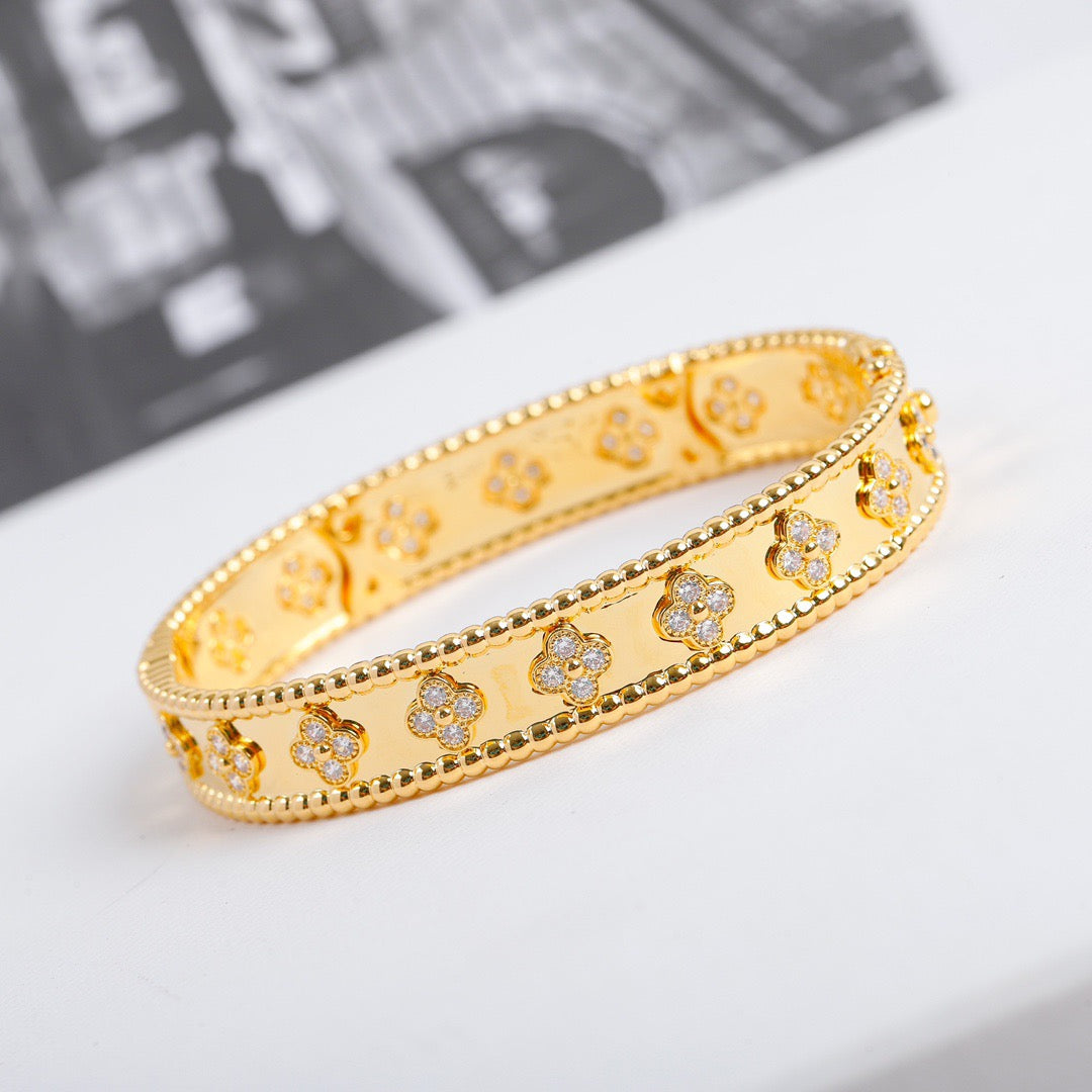 ¡®Twinkle jewelry¡¯CLOVER BRACELET 8MM DIAMONDS