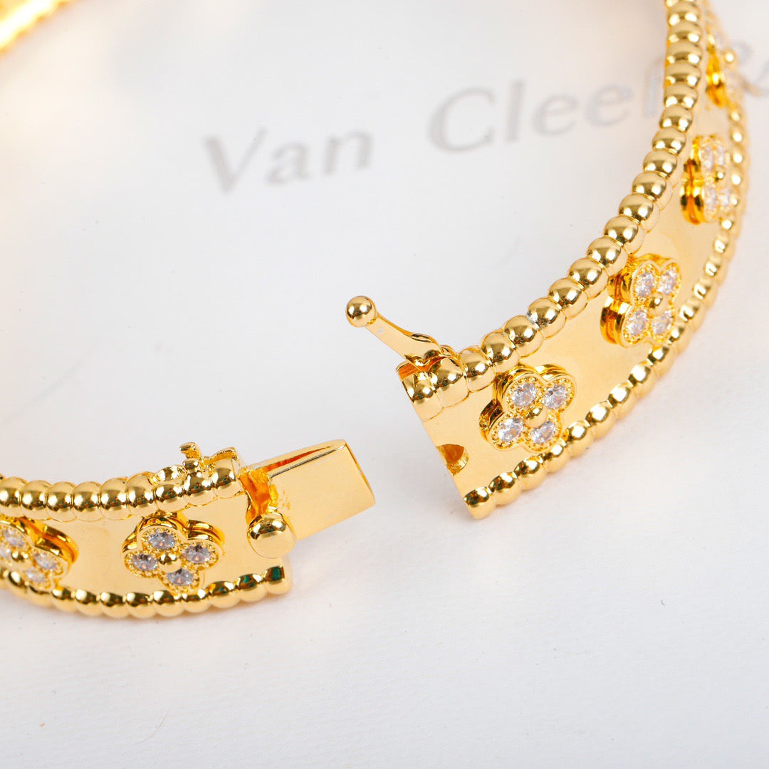 ¡®Twinkle jewelry¡¯CLOVER BRACELET 8MM DIAMONDS