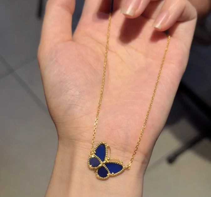 [Twinkle]BUTTERFLY BLUE   NECKLACE