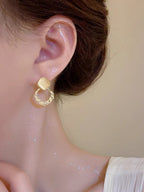 Stylish Fresh Versatile Rice Bead Light Luxury Temperament Design Earrings
