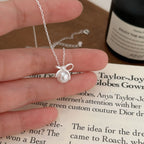 Elegant Minimalist Bow Freshwater Pearl Clavicle Necklace