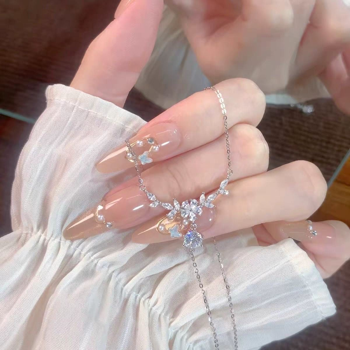 Women's Light Luxury Niche Premium Clavicle Necklace