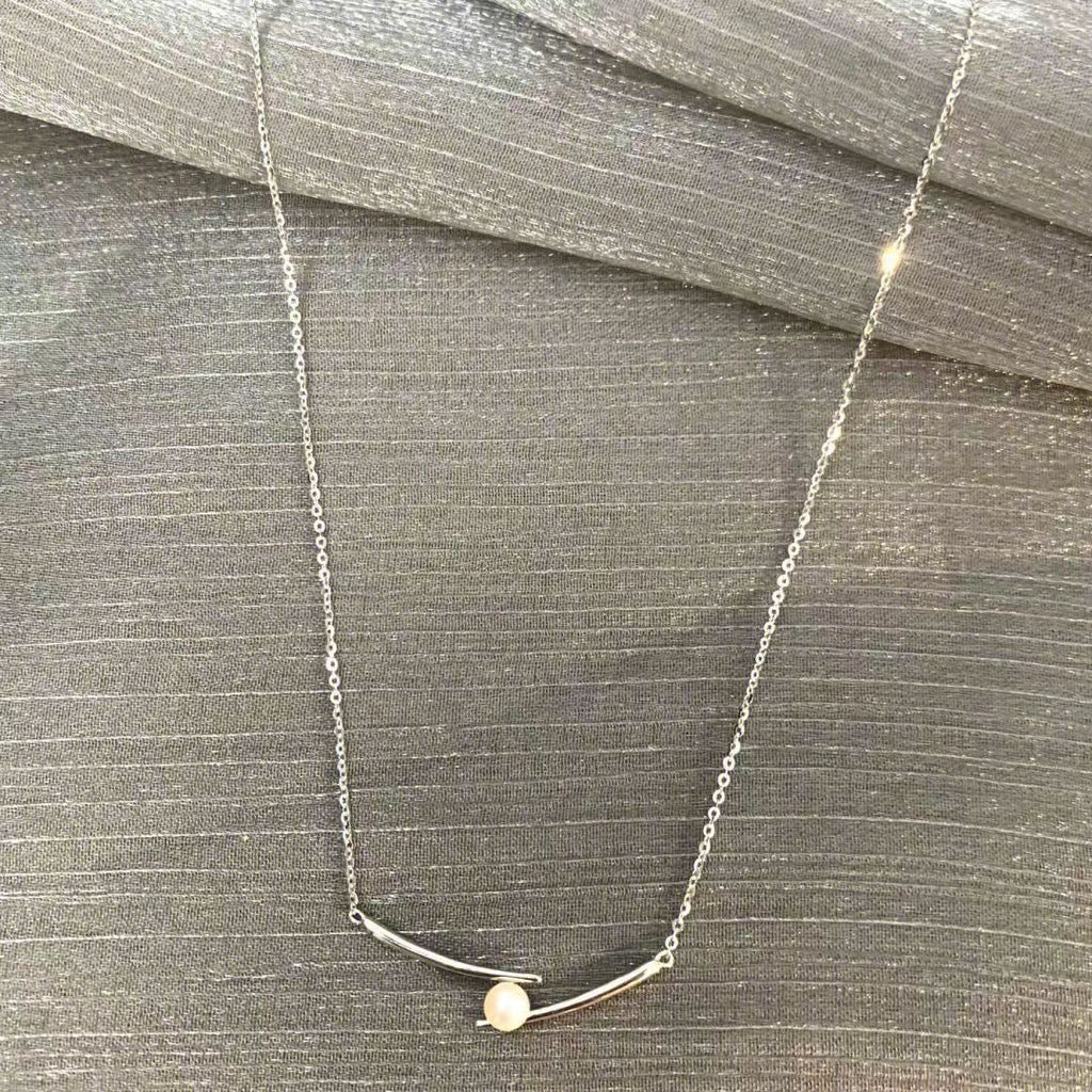 Minimalist Imitation Pearl Chopstick Clavicle Necklace for Women, Trendy Niche Design