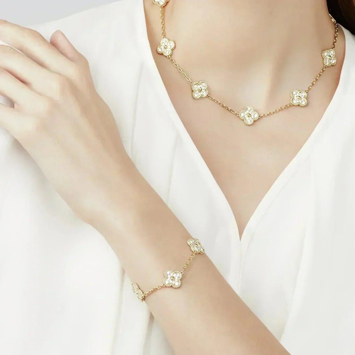 [Twinkle jewelry] New  CLOVER 5 MOTIF FULL DIAMOND BRACELET COLLECTION