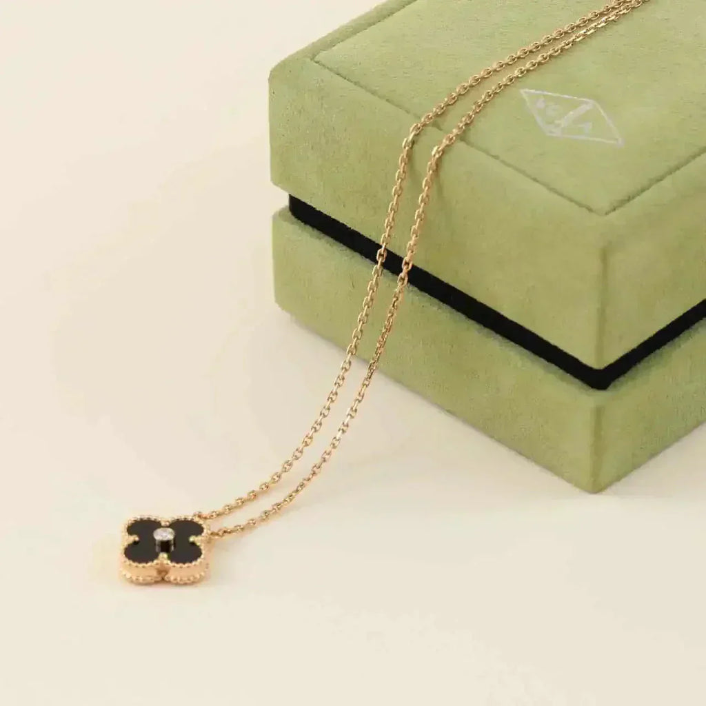 ¡®Twinkle jewelry¡¯CLOVER 15MM DIAMOND ONYX NECKLACE
