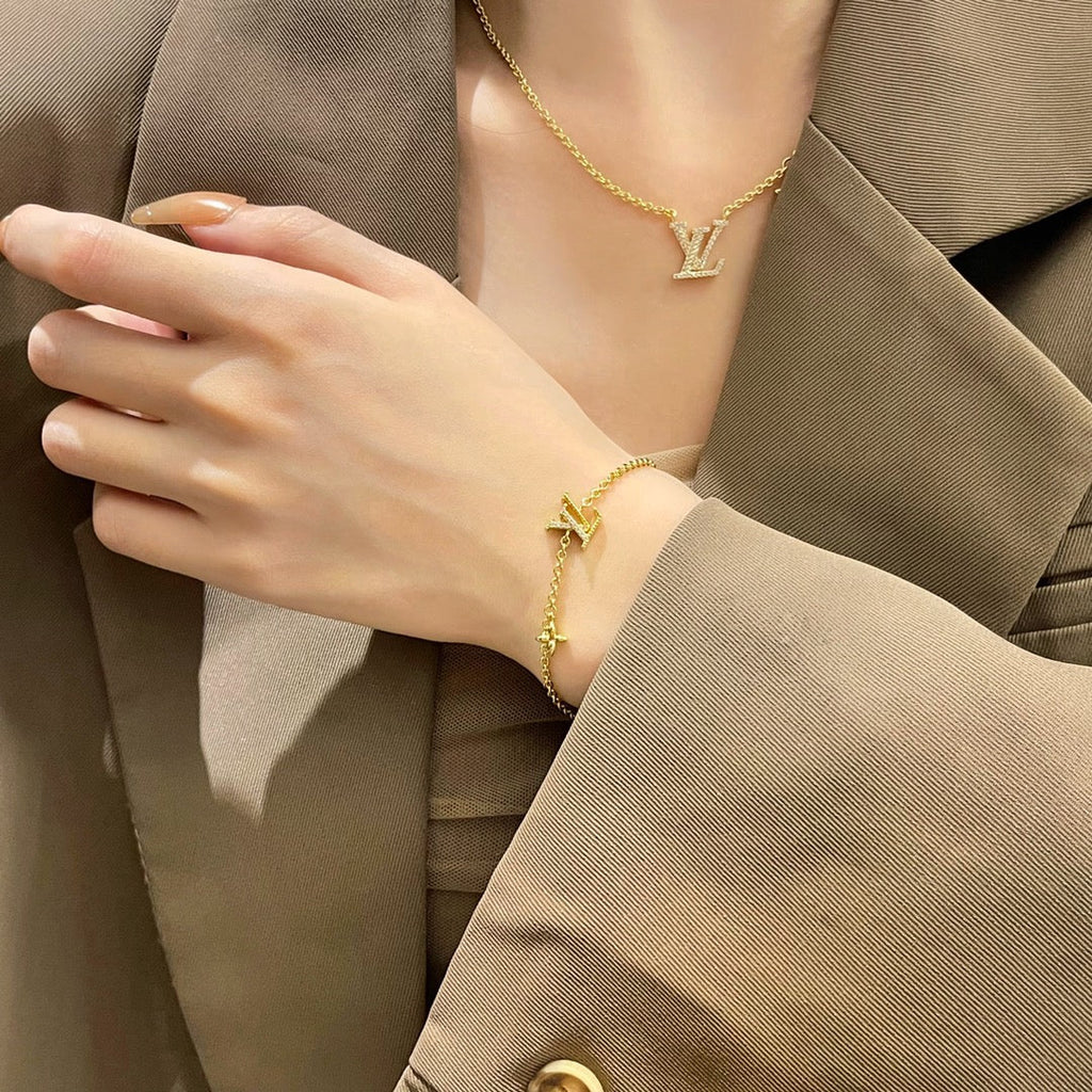 ¡®Twinkle jewelry¡¯LOGO STAR MOTIF GOLD BRACELET