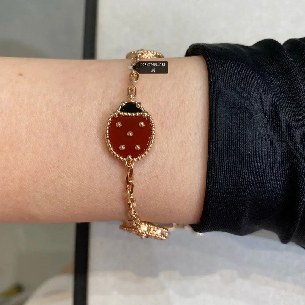 ¡®Twinkle jewelry¡¯LUCKY SPRING 5 MOTIF BRACELET