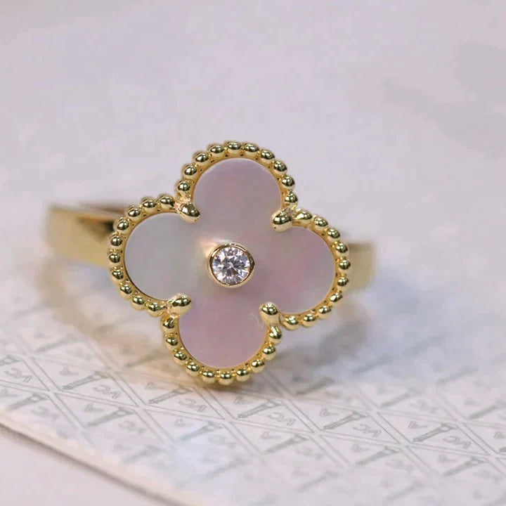 ¡®Twinkle jewelry¡¯CLOVER PINK MOP RING GOLD DIAMOND